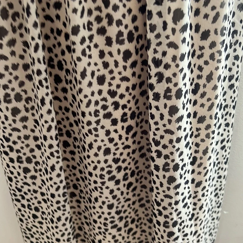 CHARMING CHARLIE LEOPARD MAXI DRESS - Picture 3 of 5